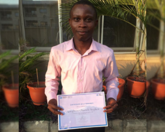 Eureka Geo training - student with his certificate